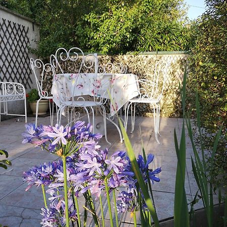 Maison très beau jardin 10 mn a pied centre ville Bayeux proche plages du débarquement Extérieur photo