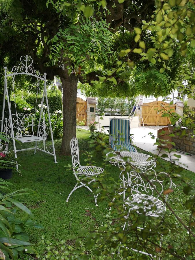 Maison très beau jardin 10 mn a pied centre ville Bayeux proche plages du débarquement Extérieur photo